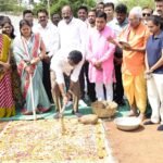 રૂ. ૧૧.૮૭ કરોડના ખર્ચે નવનિર્મિત થનાર ગર્લ્સ હોસ્ટેલનું રાજ્યમંત્રી ડો. જયરામભાઈ ગામીતના હસ્તે ખાતમુહૂર્ત કરાયું 