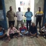 બાજીપુરામાં ખુલ્લી જગ્યામાં ચકલી પોપટ નામનો જુગાર રમતાં પાંચ આરોપીઓને ઝડપી પાડતી લોકલ ક્રાઇમ બ્રાંચ તાપી તથા પેરોલ ફર્લો સ્કોર્ડ તાપી