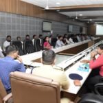 તાપી જિલ્લા કલેક્ટરના અધ્યક્ષસ્થાને પાણી પુરવઠાની બેઠક યોજાઈ 