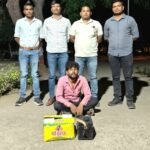 નિઝર તાલુકાના બોરદા ગામેથી ગેરકાયદેસર સ્ફોટક પદાર્થ સાથે એક ઇસમને ઝડપી પાડતી તાપી એસ.ઓ.જી.