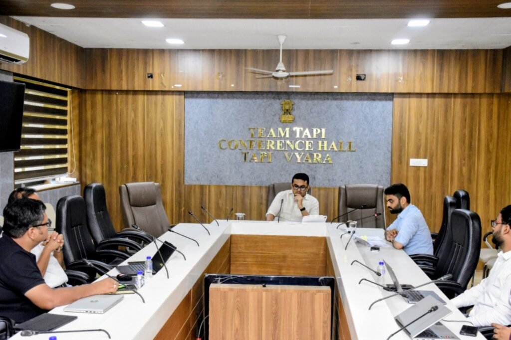 Tapi jilla purvatha bethak