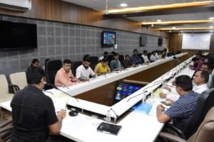 Vibhagiy kamgiri samiksha bethak tapi