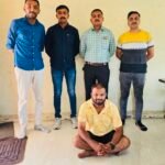 સોનગઢ પોલીસ સ્ટેશનમાં નોંધાયેલ પ્રોહીબિશનના ગુનામાં નાસતા ફરતા વોન્ટેડ આરોપીને પકડી પાડતી લોકલ ક્રાઇમ બ્રાંચ તાપી/ પેરોલ ફર્લો સ્કોર્ડ તાપી