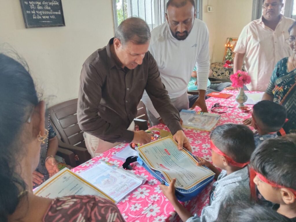 કહેર, બુટવાડા અને સ્યાદલા ખાતે શાળા પ્રવેશોત્સવ અંતર્ગત ૭૯ ભૂલકાંઓને શ્રી હેતલકુમાર માવડીયાએ પ્રવેશ અપાવ્યો