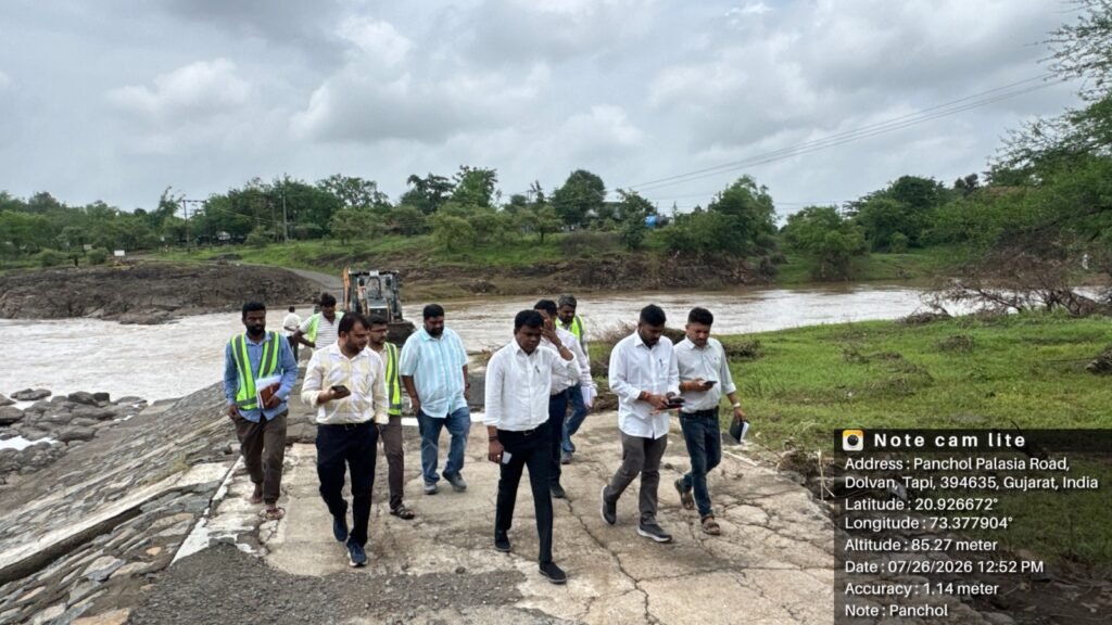 ડોલવણના પંચોલ-પલાસીયા માર્ગ પર ચાલી રહેલી મરામત કામગીરીનું દક્ષિણ ગુજરાત માર્ગ અને મકાન વિભાગના મુખ્ય ઇજનેરશ્રી દ્વારા નિરીક્ષણ 