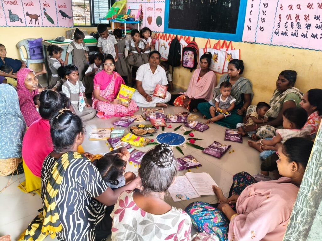 ઉચ્છલના સાકરદા આંગણવાડી કેન્દ્ર ખાતે વિશ્વ સ્તનપાન સપ્તાહની ભવ્ય ઉજવણી કરાઈ