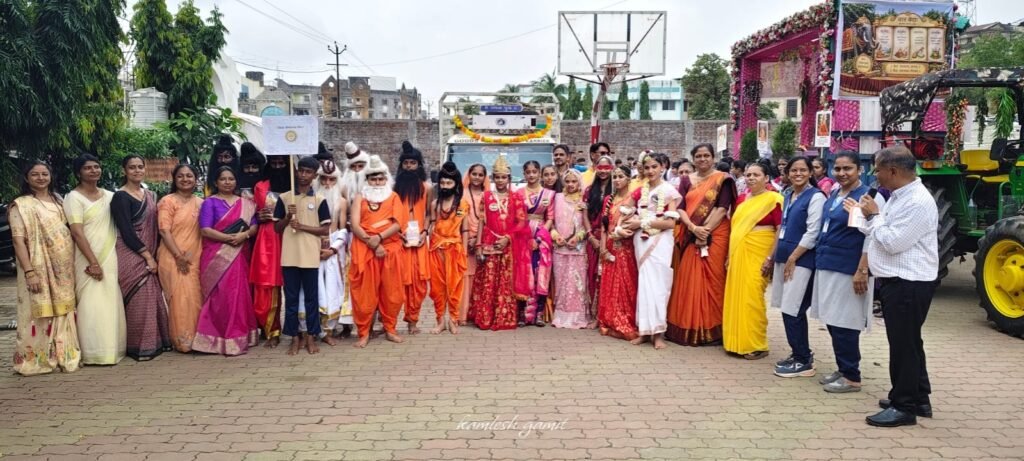વ્યારામાં ત્રિ-દિવસીય 'સંસ્કૃત સપ્તાહ મહોત્સવ' નો પ્રારંભ : ભવ્ય સંસ્કૃત ગૌરવયાત્રા યોજાઈ