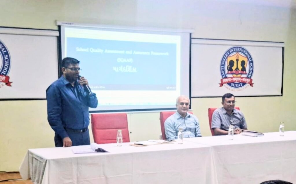 શાળાકીય ગુણવત્તા અને શૈક્ષણિક પ્રગતિને વેગ આપવા બ્લોક રિસોર્સ સેન્ટર ઓલપાડ દ્વારા આચાર્યોની સમીક્ષા બેઠક
