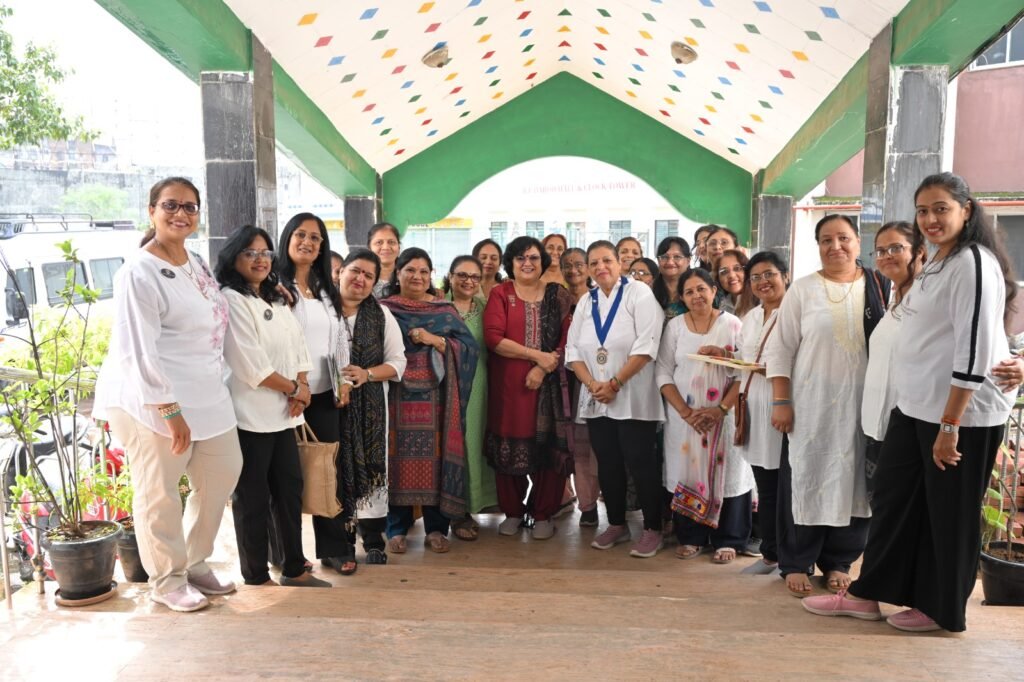 વ્યારા ઇનર વ્હીલ ક્લબ દ્વારા ફેલોસીપ એન્ડ ફ્રેન્ડશીપ મીટ કાર્યક્રમ