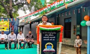 કાંઠા વિસ્તાર સ્થિત ઓલપાડની મંદરોઇ પ્રાથમિક શાળામાં ગામનાં તેજસ્વી તારલાઓને સન્માનવાનો વિશેષ કાર્યક્રમ યોજાયો  
