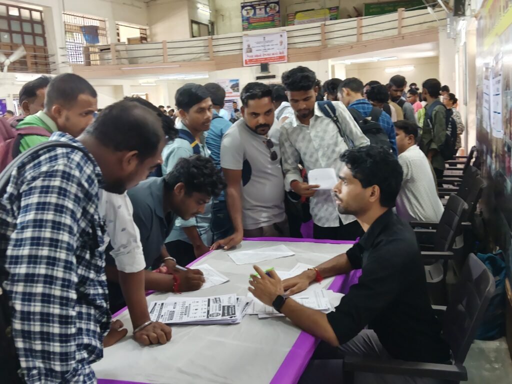 ૧૨થી વધુ કંપનીઓ દ્વારા ૫૫૦થી વધુ જગ્યાઓ માટે ભરતી પ્રક્રિયા હાથ ધરાઈ