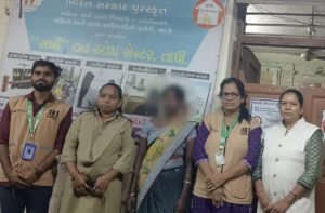 મળી આવેલી મહિલાને સુરક્ષિત આશ્રય અપાવતી 181 અભયમ મહિલા હેલ્પલાઈન ટીમ, તાપી