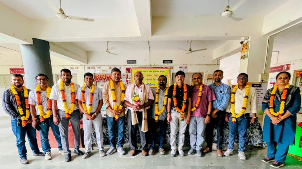 કવાસ પ્રાથમિક શાળા ખાતે ચોર્યાસી તાલુકા પ્રાથમિક શિક્ષક સંઘનું ત્રિવાર્ષિક અધિવેશન યોજાયુ 