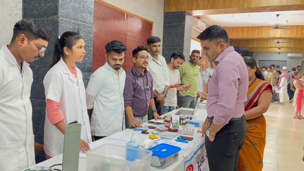 તાપી જિલ્લા કલેક્ટર દેવ ચૌધરીની સોનગઢ ખાતે ૧૨મા તબક્કાના ‘સેવા સેતુ’ કાર્યક્રમમાં ઉપસ્થિતિ 
