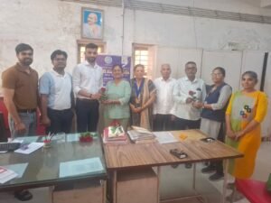 વિશ્વ પોસ્ટલ દિવસ નિમિત્તે ઈનર વ્હીલ કલબ ઓફ વ્યારા દ્વારા પોસ્ટલ કર્મચારીઓનો ભાવભીનો સન્માન સમારોહ